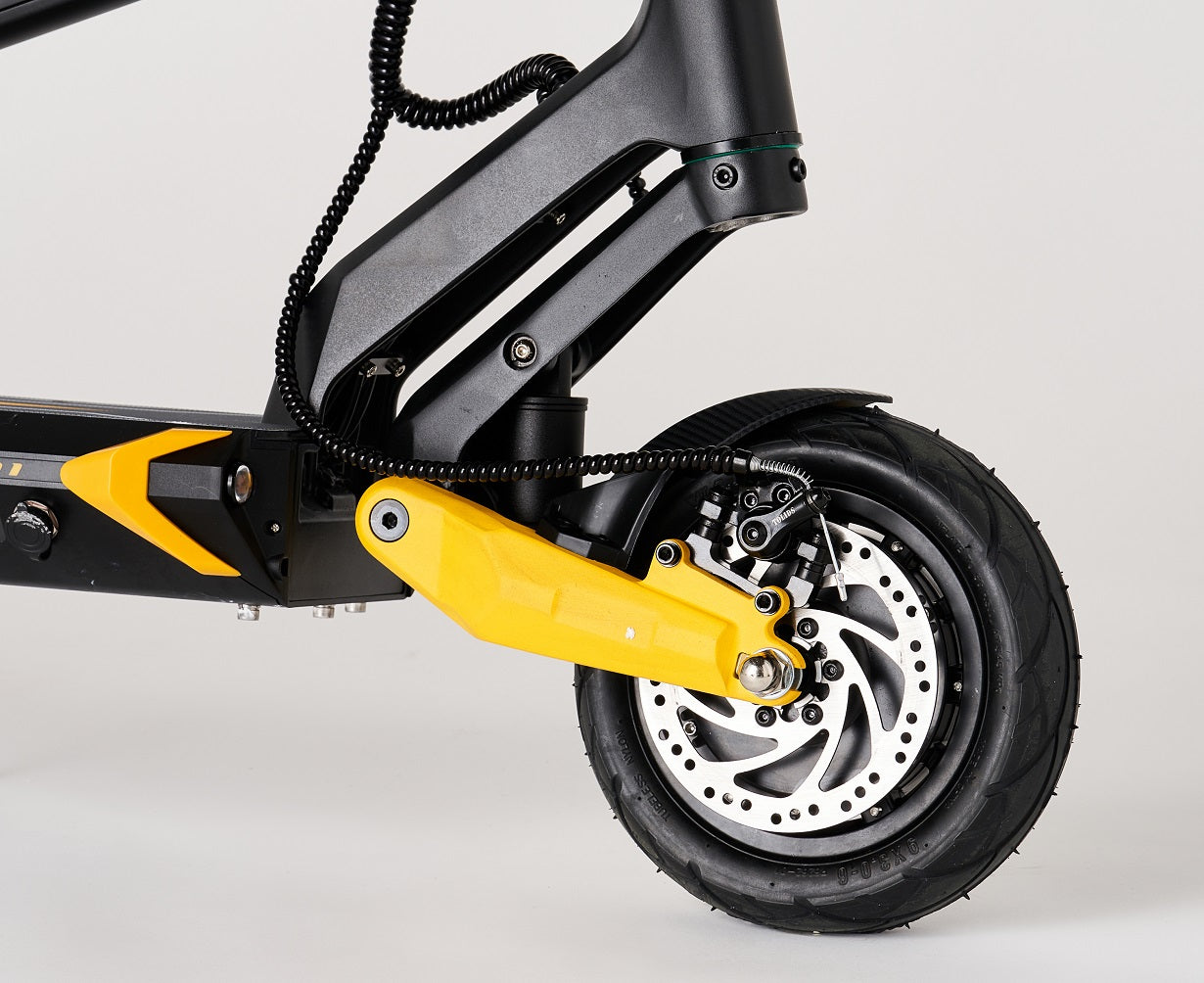 スーパーセール【30%OFF】BLADE MINI 電動キックボード 500W(公道走行可能 / 原付一種)