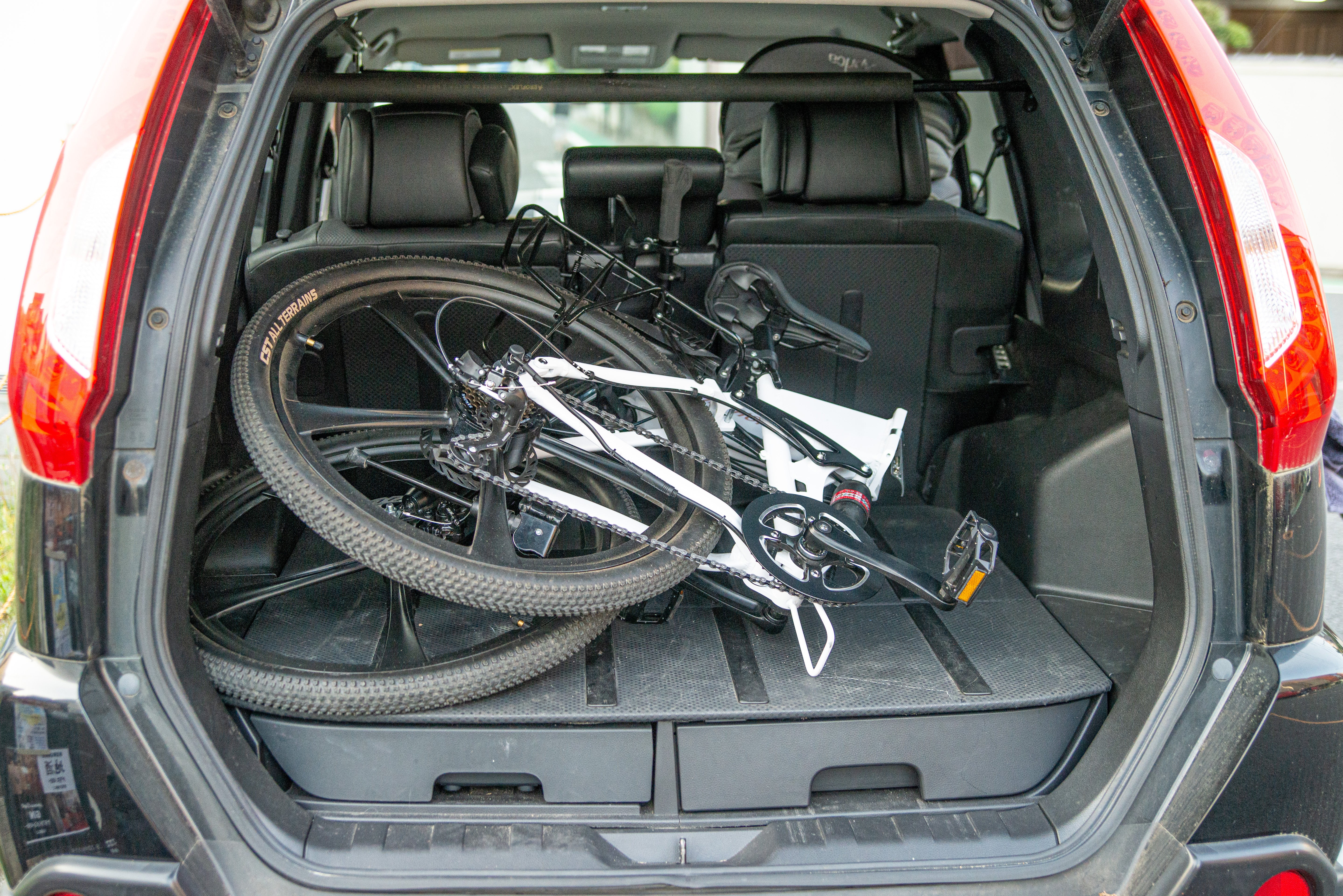 折り畳み式マウンテンバイク×電動アシスト自転車 SWIFT HORSE2【型式認定あり】