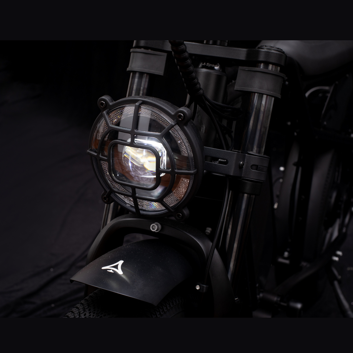 MOVE CAVETⅡ ファットタイヤ 電動アシスト自転車│店舗受取限定